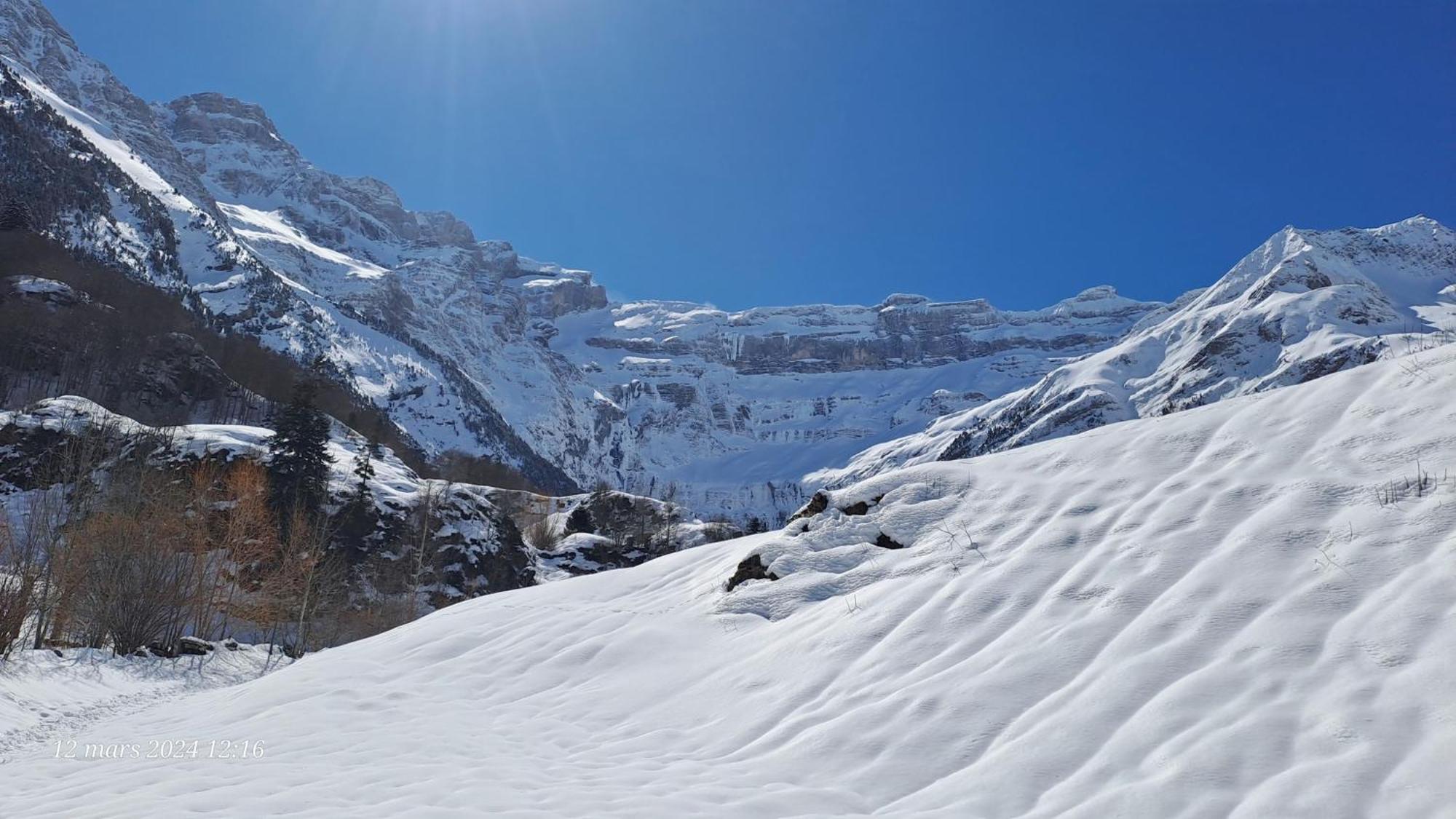 Le Bordarriben Sauna & Spa 4 Etoiles Gèdre Buitenkant foto
